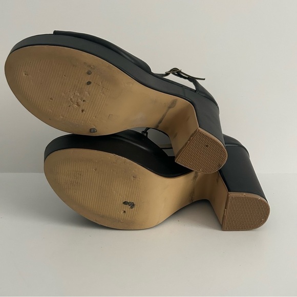 Fiore T Strap Platform Heel Shoes | Size 8.5 - Picture 5 of 6